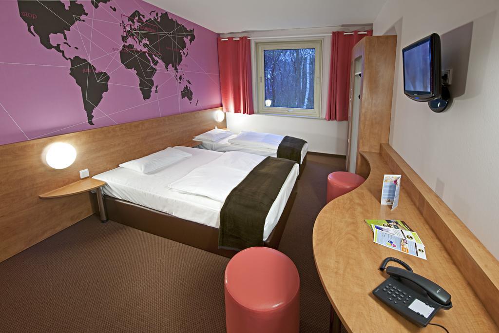 Hotel Hannover-Garbsen Esterno foto
